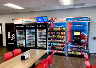 Deluxe Micro Market - Domino's